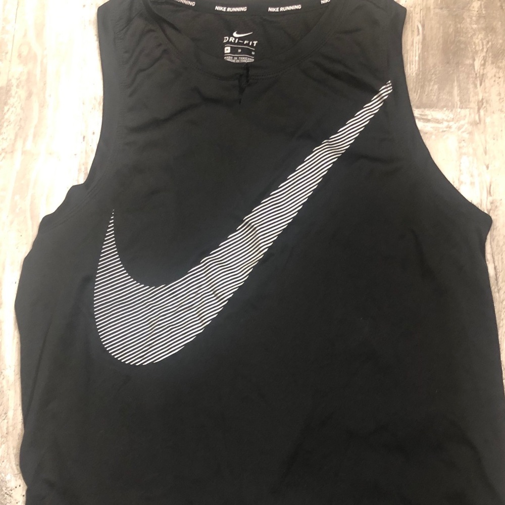 Nike crop tank